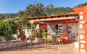 Mountain Getaway For Hikers 2